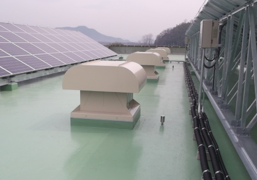 屋上防水改修及び太陽光パネル設置工事